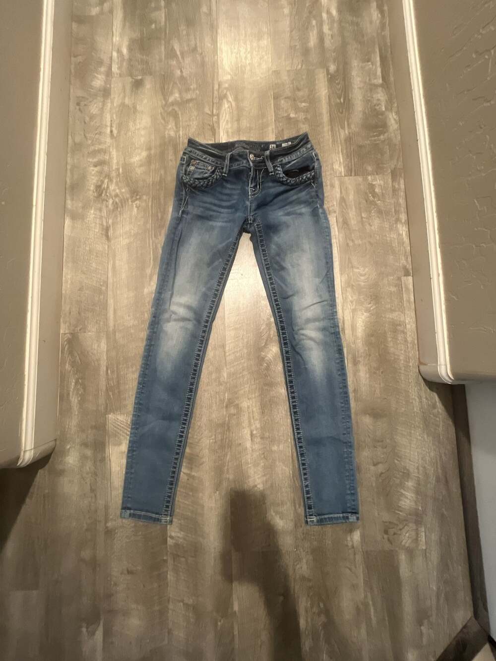 Miss Me Signature Skinny Jeans with Braided Pocket Detail Size 24